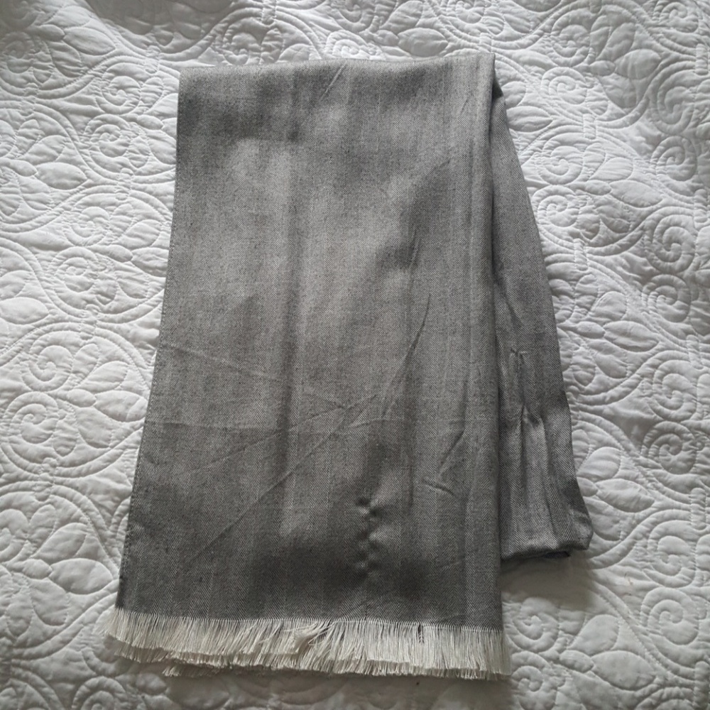 Men's long scarf